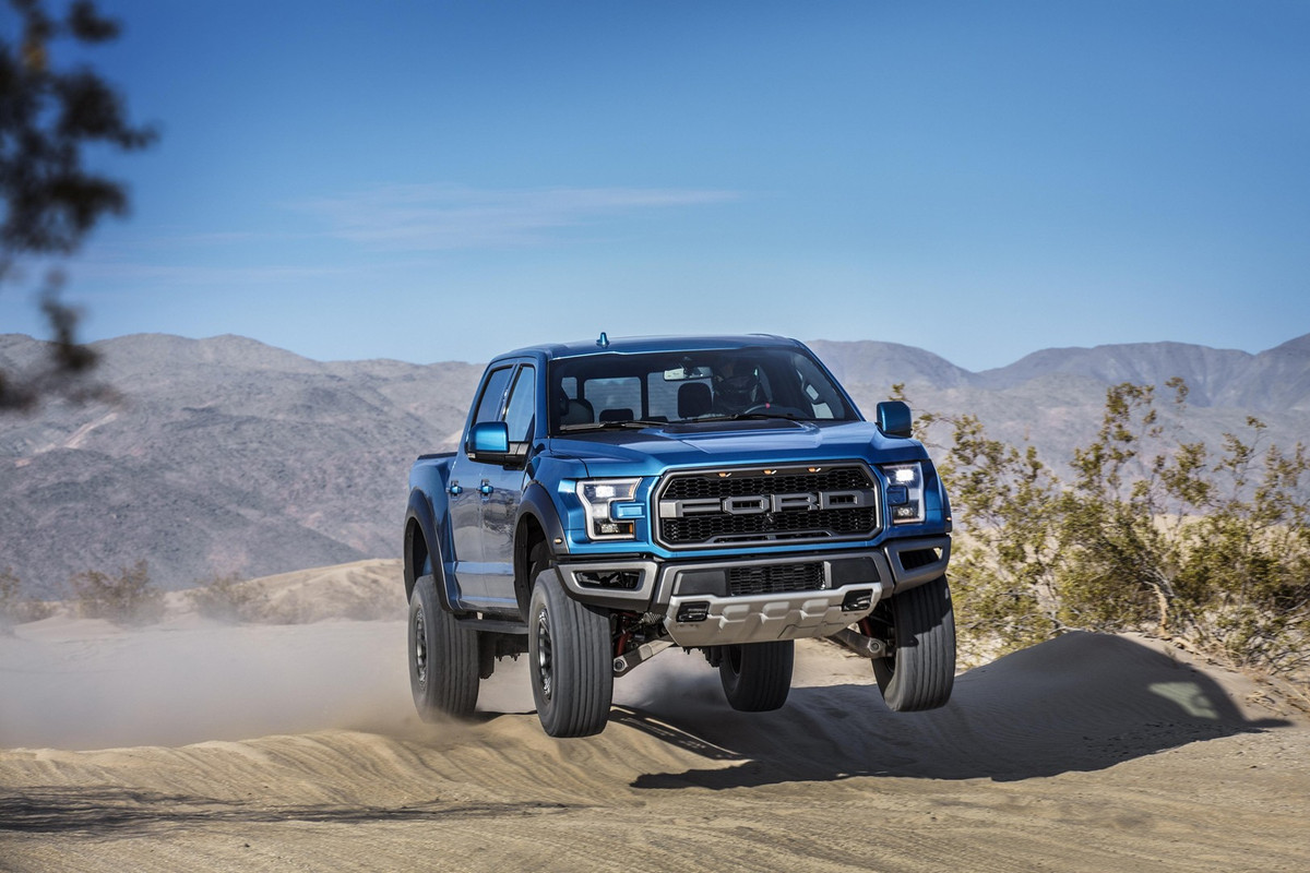 2019 Ford F-150 Raptor (18)