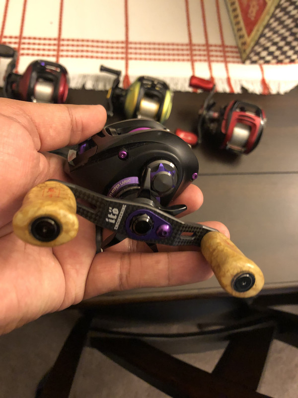 2286CB81-037F-43C5-A96C-DB0AB8AC6C0C