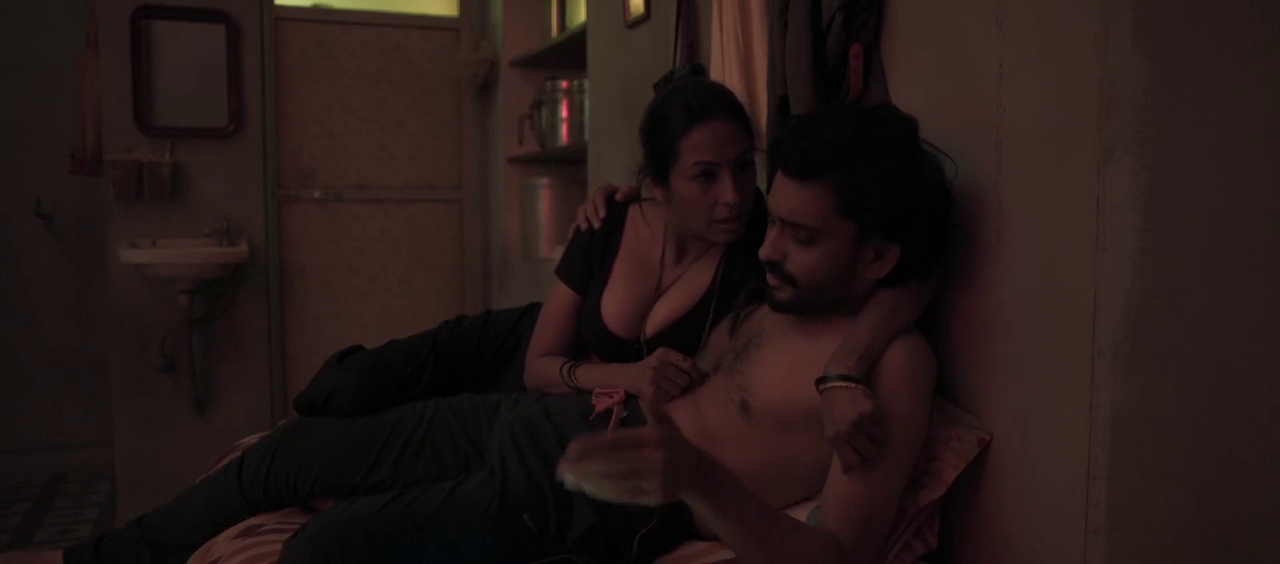 [Image: vlcsnap-2025-11-01-16h19m43s684.png]