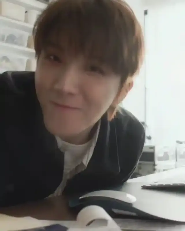 20251005_163235_copy_692x864