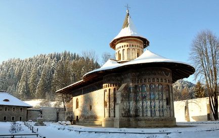 Nou popas de bucurie la Sfânta Mănăstire Voroneţ