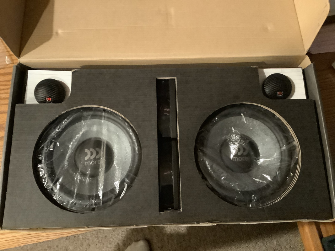 39D734B5-BB6F-40F9-B5D6-3936974DE51C