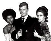 roger-moore-c38