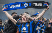 GLz-OX4-BWk-AAZOx0.jpg