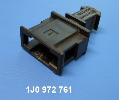 1J0972761