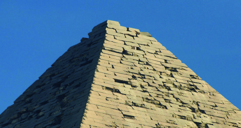 Casing-stones-still-in-situ-near-the-summit-of-the-Pyramid-of-Khafre-at-Giza-showing-a