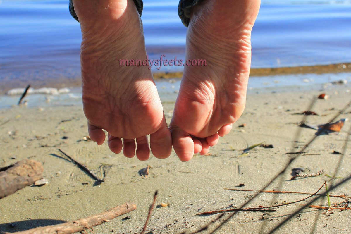 Mandy-Ohmandy-Feet-2451607