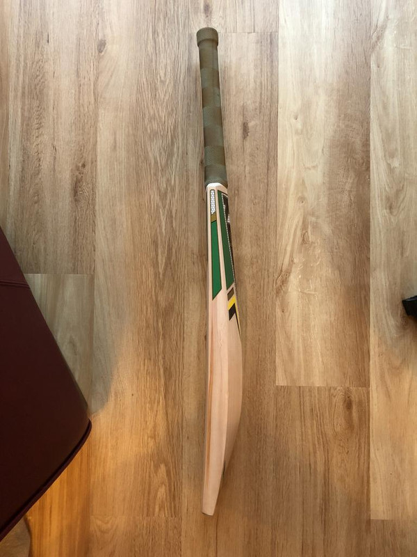 F4FE54EC-2AFC-4755-B1D3-2036607EBE5B