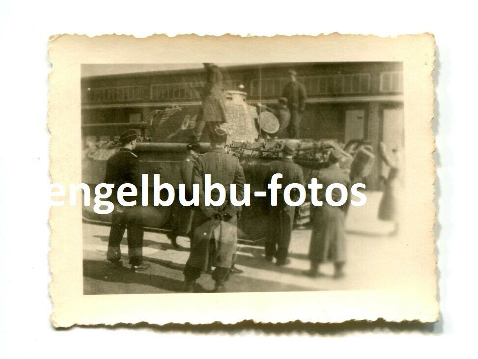 FOTO - PANZER - Panzer V - ”PANTHER” - Kommandant - Zimmerit-Tarnung - RARITÄT 4