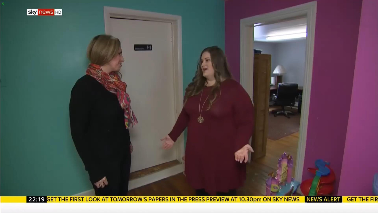 17 January - 22.00.00 - Sky News At 10. Anna Botting with the ma