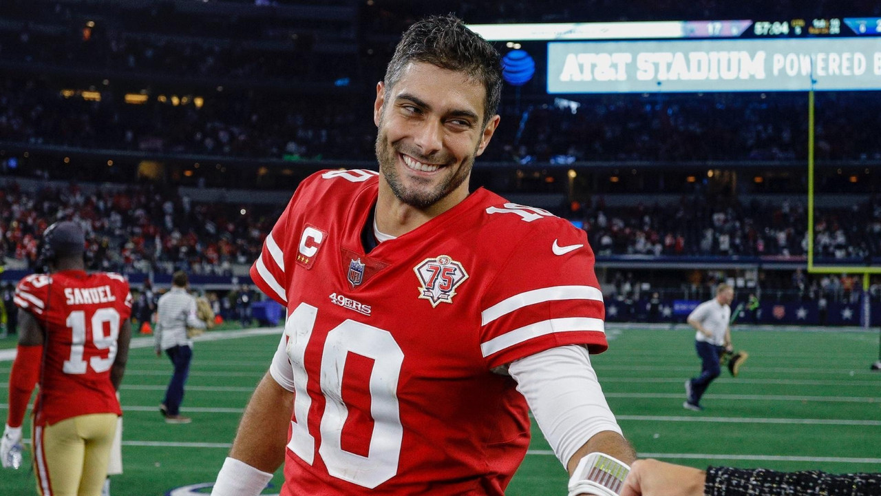 NFL: Jimmy Garoppolo renueva por un año más con los 49ers