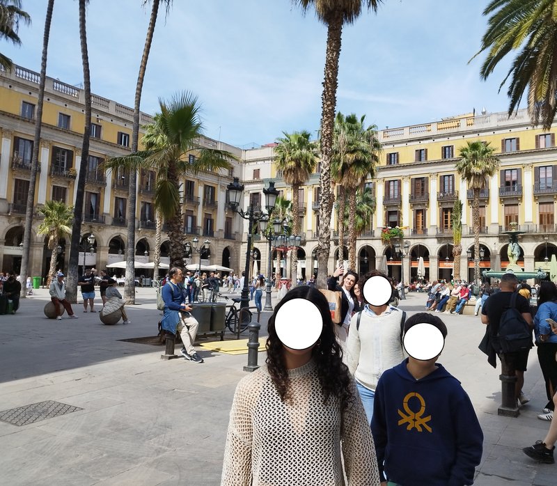 Dia 3. Viernes 19 de Abril. Ramblas y mas. - Barcelona 2025 (22)