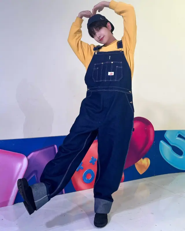 20250425_041646_copy_1800x2250