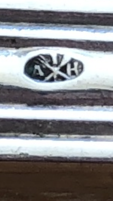 71584EBB-42A2-4749-8087-F59732A8A30B