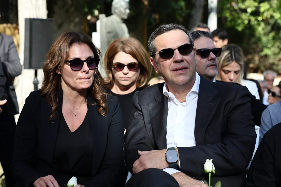 tsipras mpaziana (1) jpg