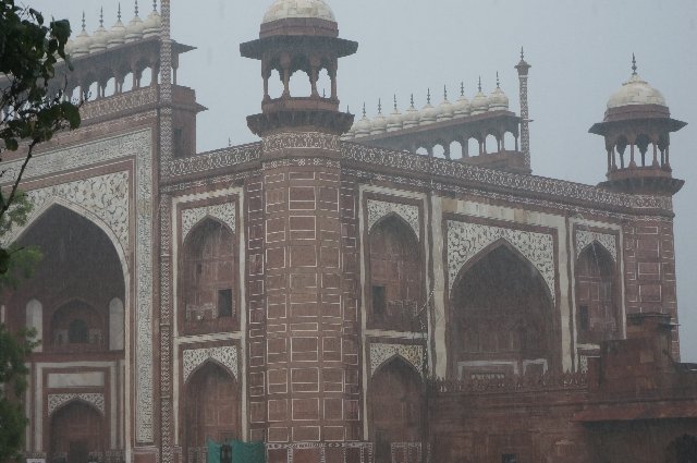 INDIA Y NEPAL POR LIBRE: 21 INTENSOS DIAS Y UNA TOTAL AVENTURA - Blogs de Sub Continente Indio - Día 15- Agra y su maravilla: El Taj Mahal (6)