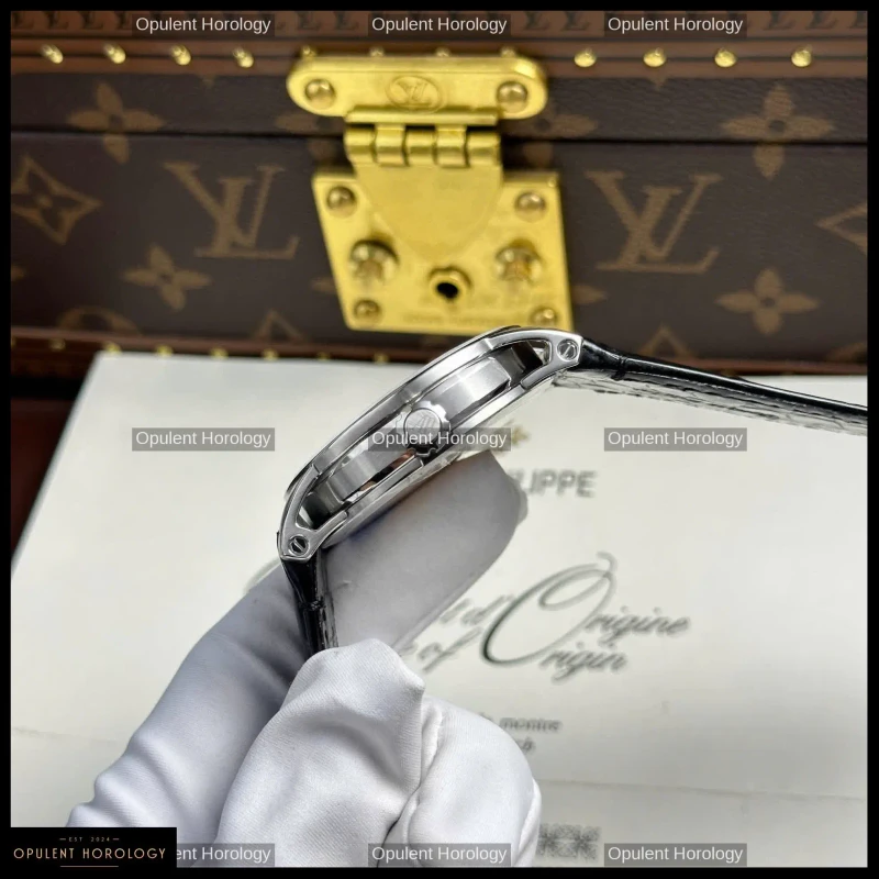 Audemars Piguet Code 11.59 Selfwinding 41mm Black Dial Leather Strap