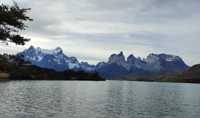 NAVEGACION LAGO GREY. RECORRIDO DEL BUS DENTRO DEL P.N. TORRES DEL PAINE - ARGENTINA INFINITA II/ TORRES DEL PAINE (13)