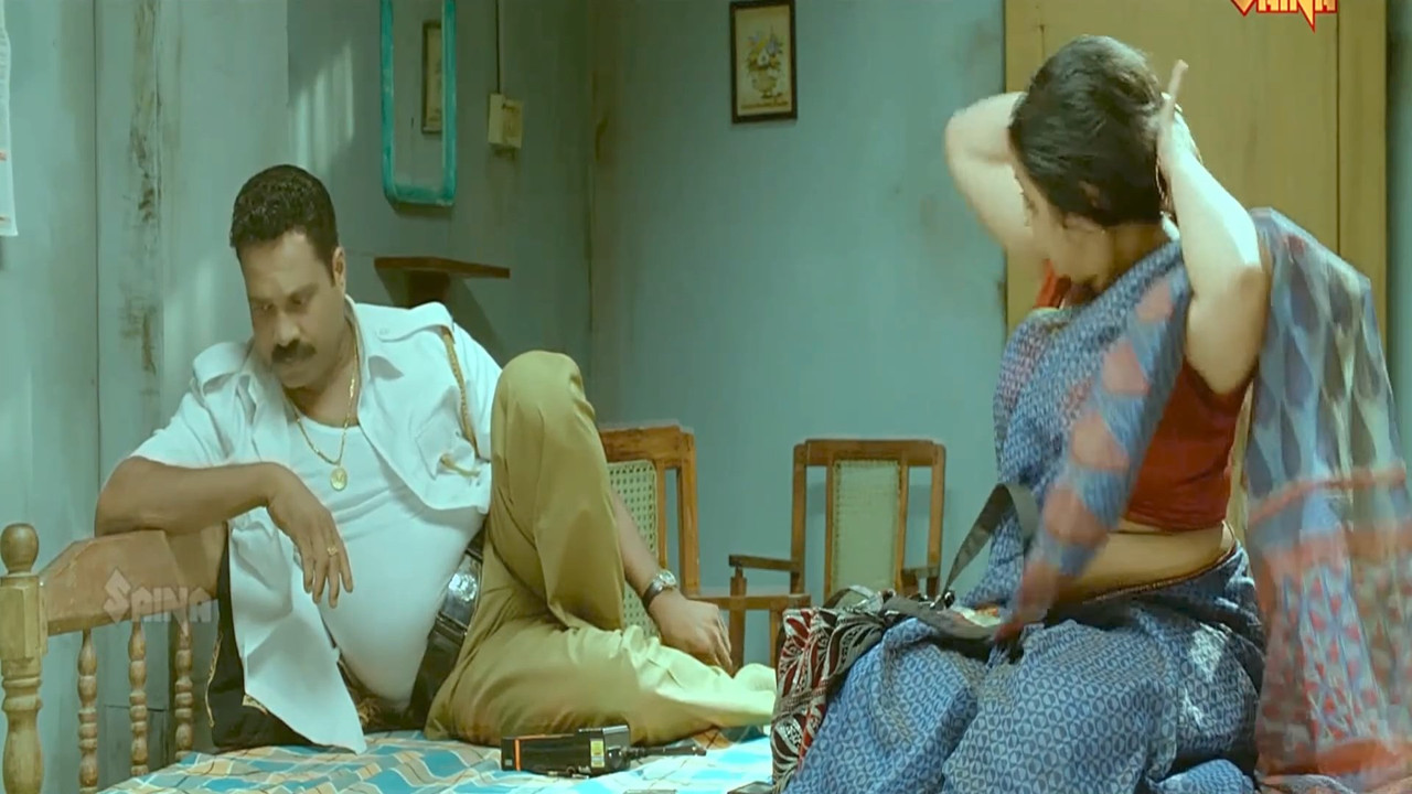 Malayalam Serial actress Rare Navel and Boobs.mkv_snapshot_00.12.840