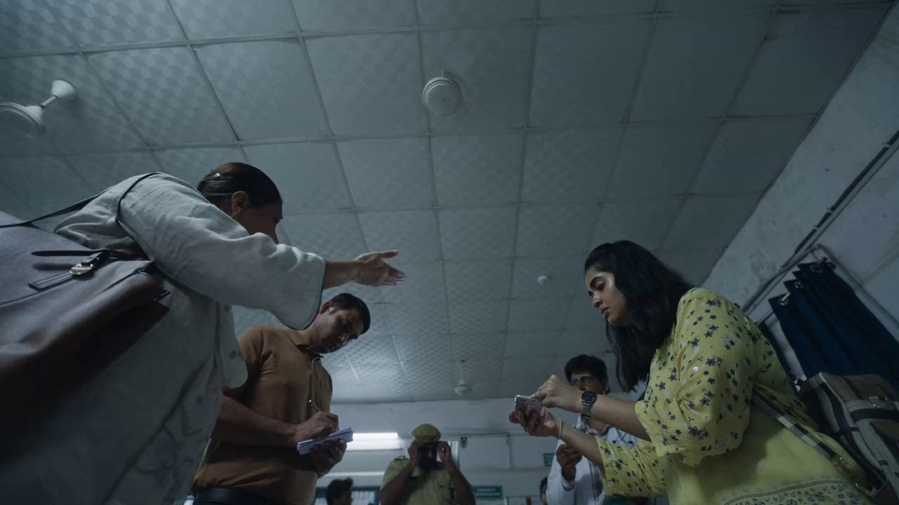 LSD-2-Love-Sex-aur-Dhokha-2-2024-Hindi-NF-WEB-DL-720p-x264-AVC-EAC3-6ch-MSub-mkv-0002
