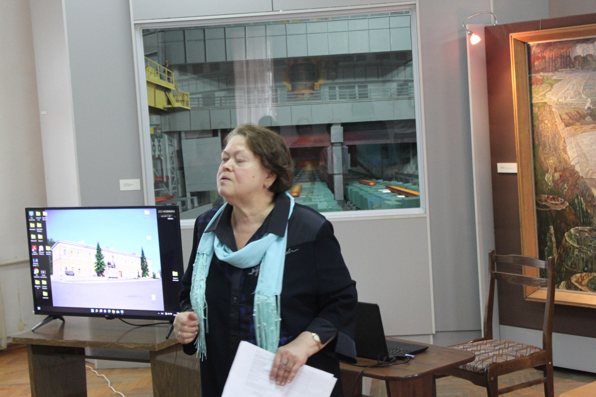 Заседание клуба Тагильский родовед 24 сентября 2022 г. открывает Т.В. Смирнова