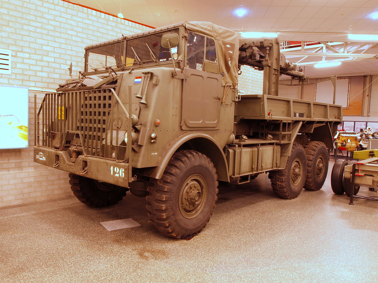 1280px-DAF-YA-616-(1957-1968-232pk-hp)-pic1.jpg