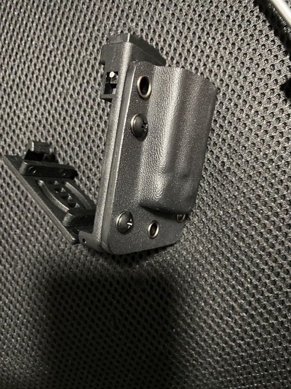 19A38927-C40F-44DA-9BB7-98E085CA9D03