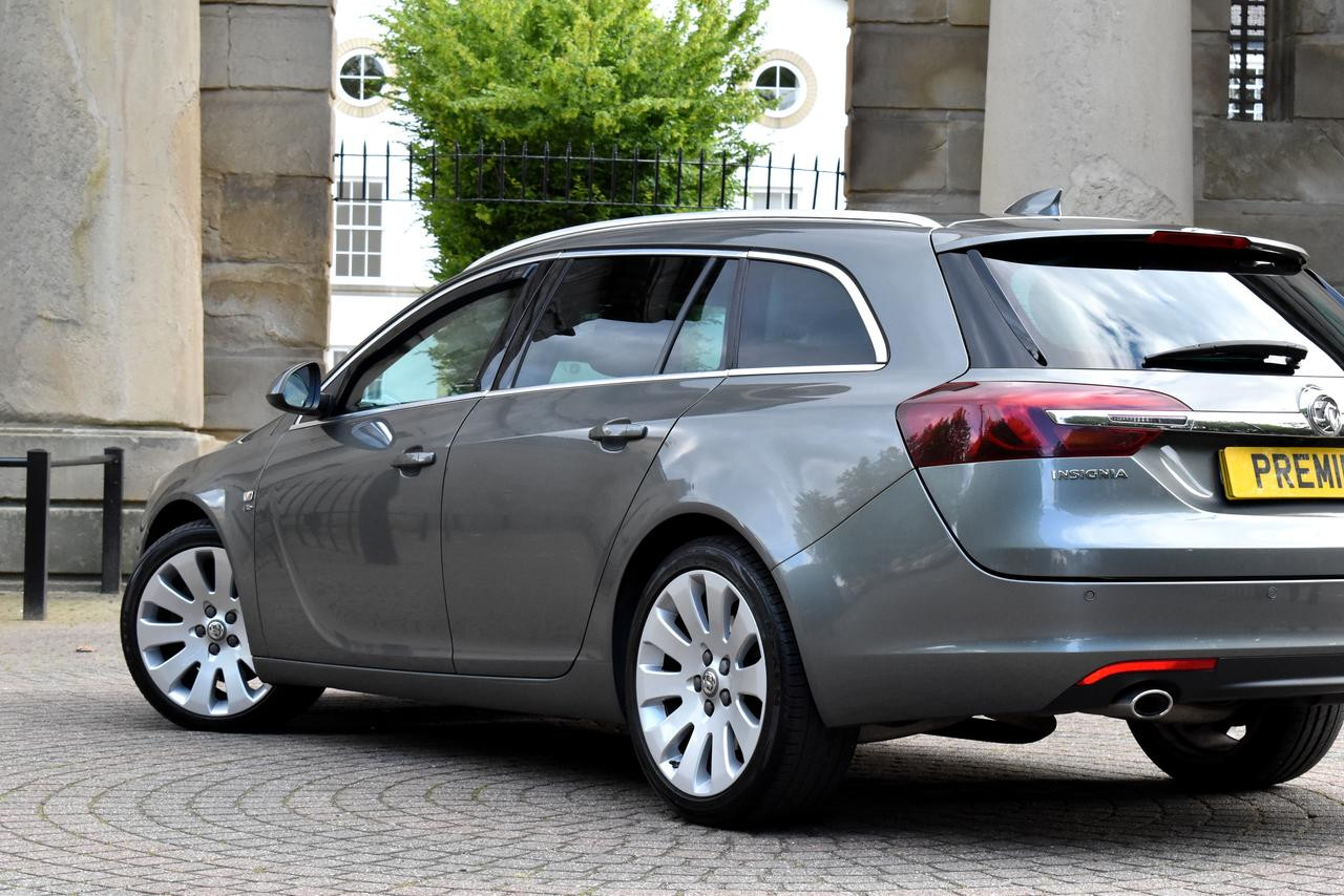 2016 66 VAUXHALL INSIGNIA 26