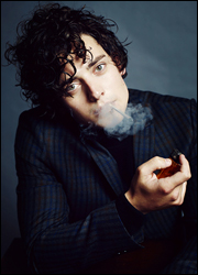 https://i.postimg.cc/mkMRj4cs/favourite-photo-aneurin-barnard-Favim.jpg