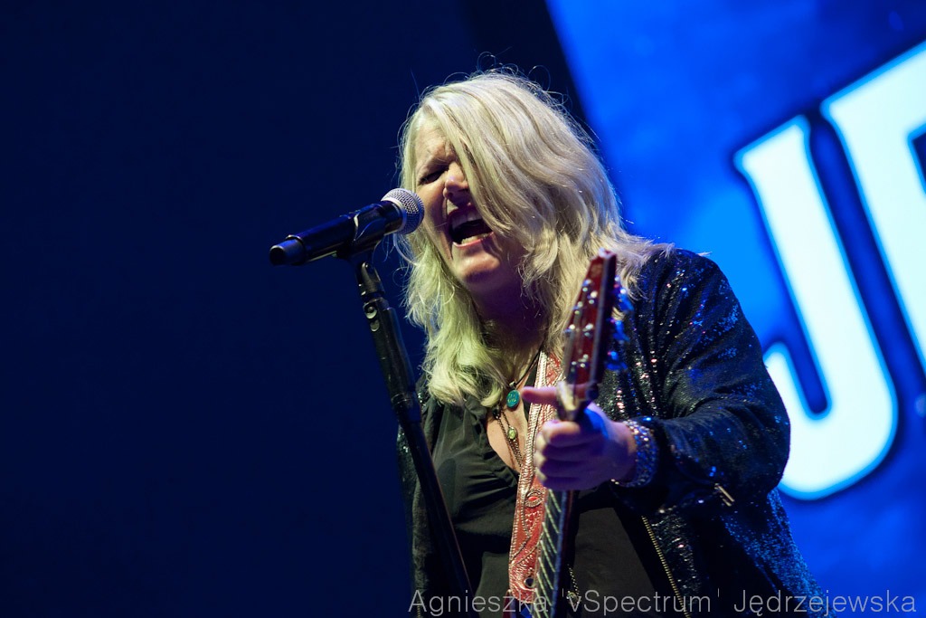 [Obrazek: v-Spectrum-Jefferson-Starship-1398.jpg]