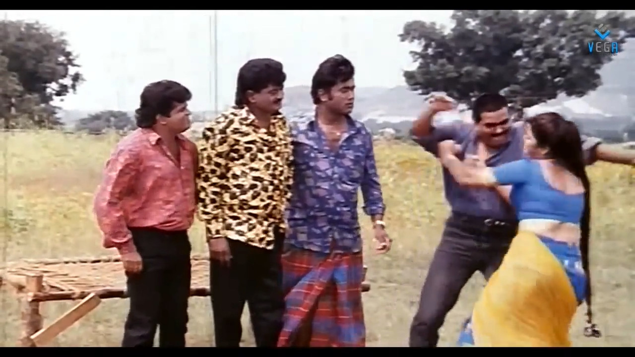 Dolly Minhas Palviahgam Avi - Villains Troubles a Women_4MxpygcjgQs.mp4_20220519_114757.884