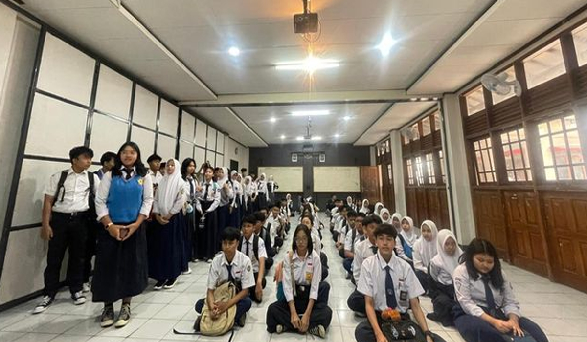Meski Jumlah Siswa Menurun, MPLS SMA Sumatra 40 Bandung Tetap Semangat Digelar!