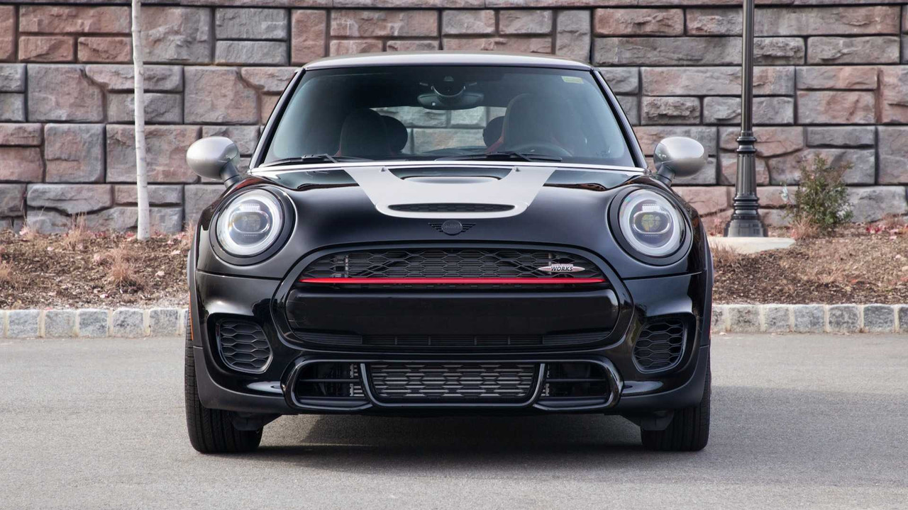 MINI John Cooper Works Knights Edition (7)