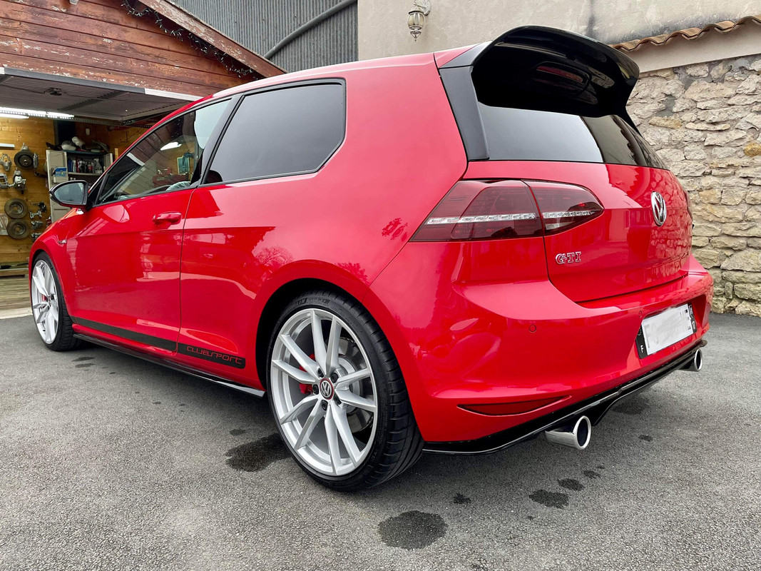 4D2CEC9C-07C3-4B80-AC62-FE0DB9D5305C