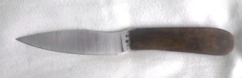 Tony-Mont-Knife.jpg