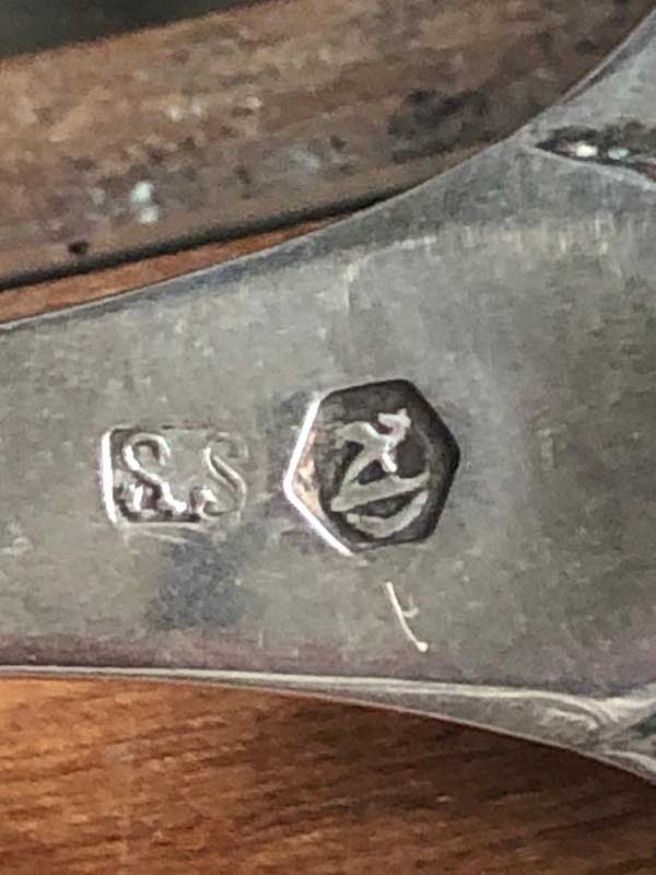 Marks on spoon (small)