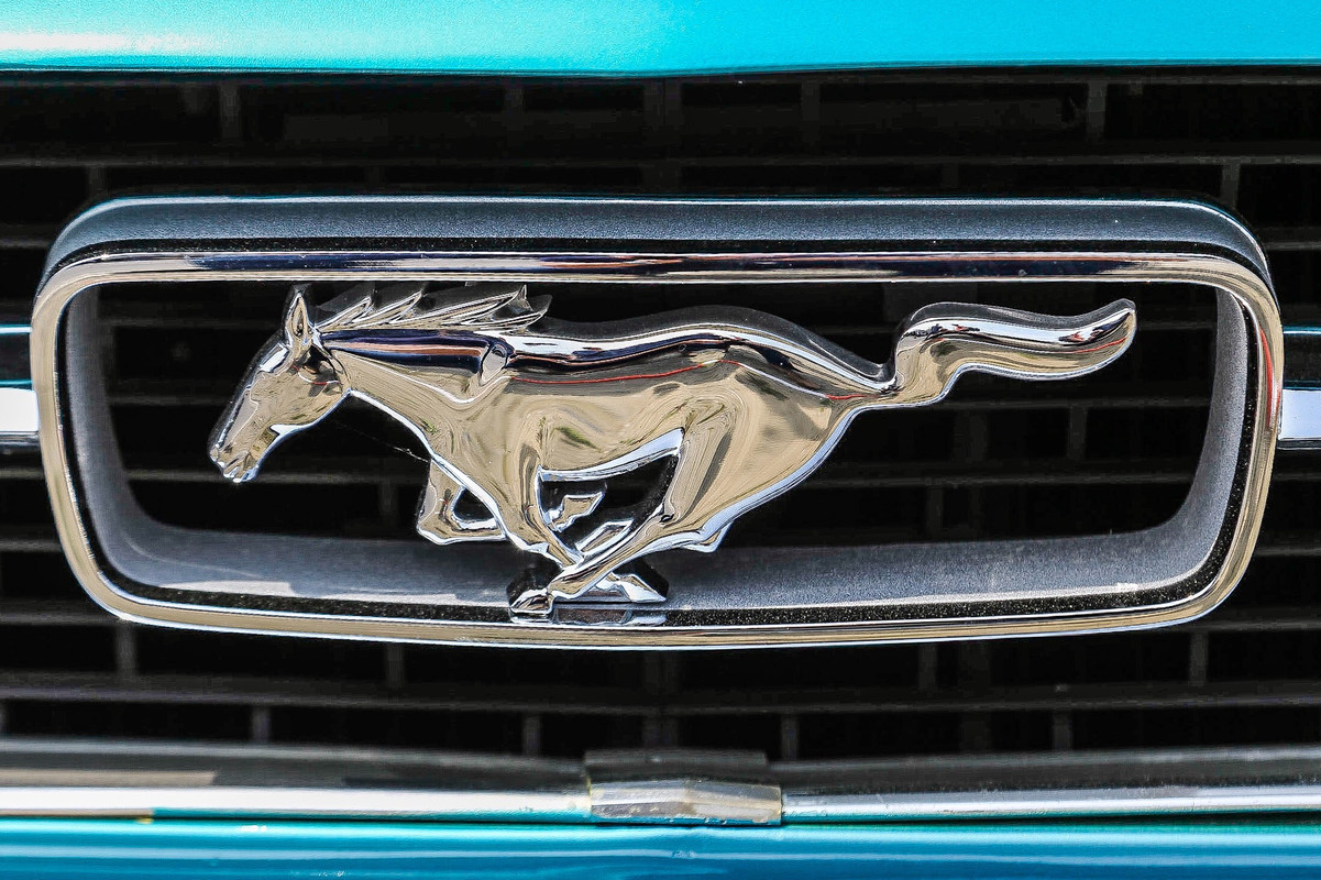 logo mustang 1964,67