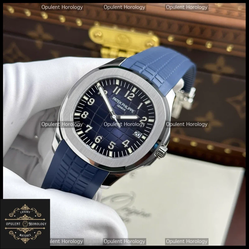 Patek Philippe Aquanaut 5168G Replica Blue Dial 42.2mm Steel Caliber 324SC
