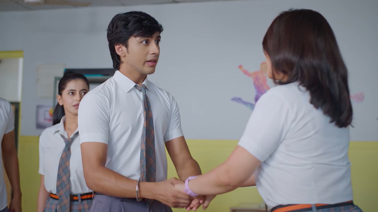 School Friends (2025) Season 3 [Hindi] WebRip 480p, 720p ESub - Complete Screenshot
