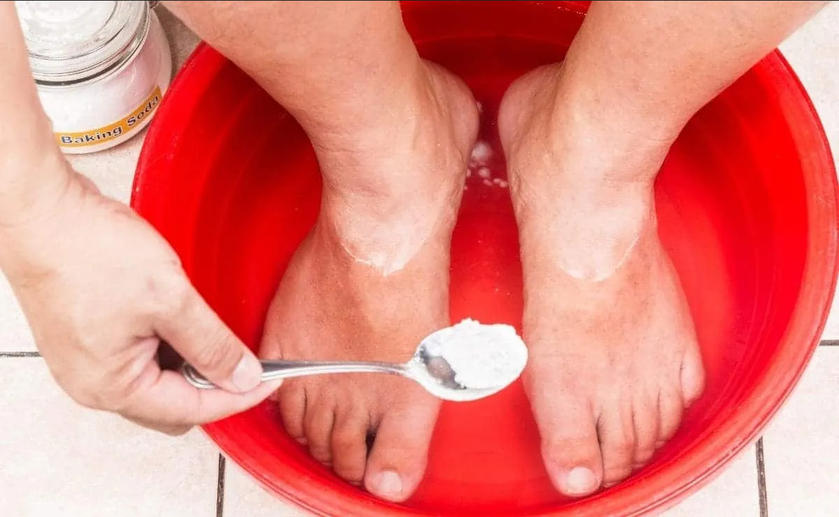 Exfoliante casero para pies suaves: Despídete de la piel áspera y los hongos