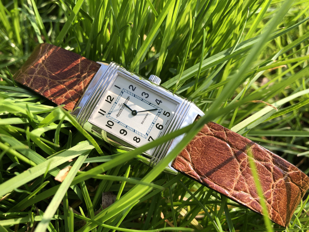 Jaeger-Le-Coultre-Reverso-Classique-01.j