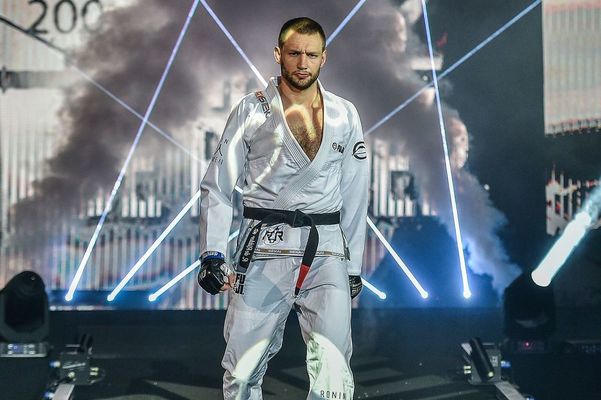 Рейнир де Ридер за загубата в Канада: Бях изтощен още преди да вляза в клетката