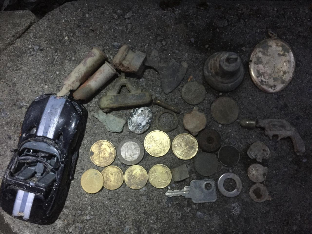 FF43CE30-E58E-4D83-8569-932A090DAC3F