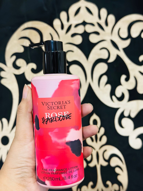 Victoria’s Secret Fine Fragrance Face & Body Lotion 250ml (New Stock) - image 5
