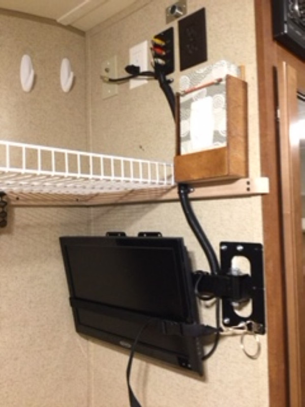 wire shel over window, tv wall (Large)