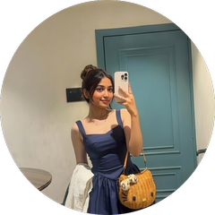 TITHIKA PANDEY™ Telegram Logo