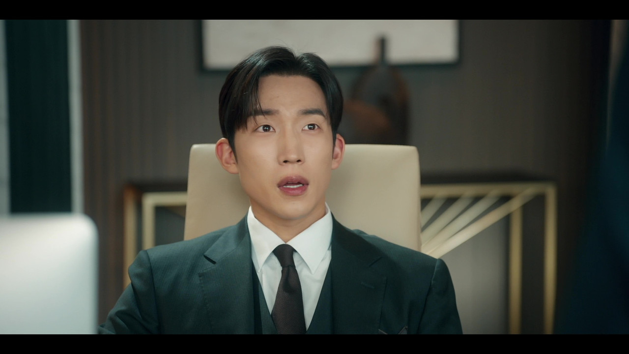 vlcsnap-2025-01-04-23h02m38s480