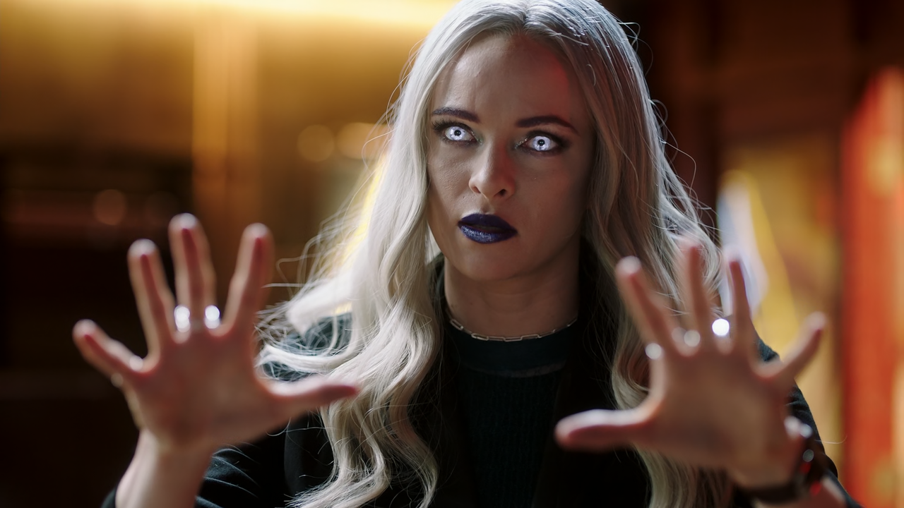 The.Flash.S07E15.Enemy.at.the.Gates.1080p.10bit.AMZN.WEB-DL.DDP5.1.HEVC-Vyndros.mkv_snapshot_10.58_[