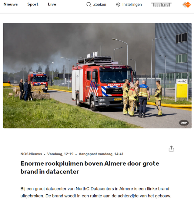 Großbrand in Almere (NL)