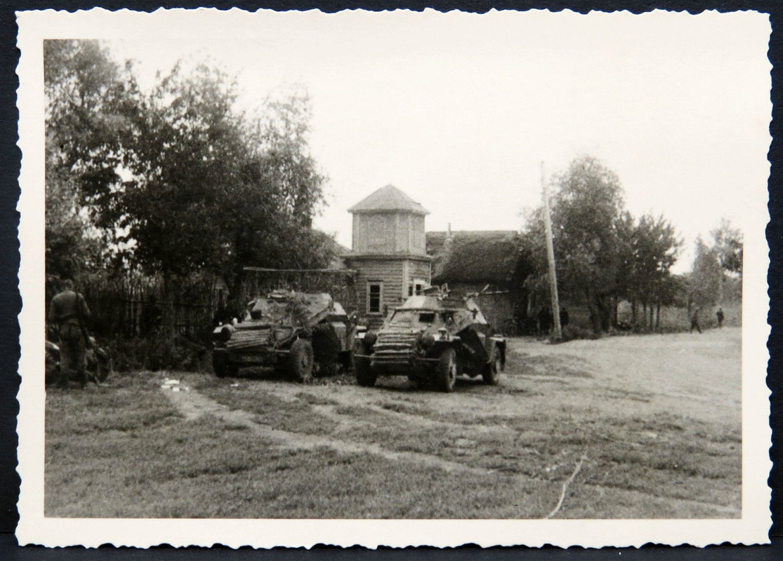 Foto SdKfz 222 Panzerspähwagen Kanone Russland W
